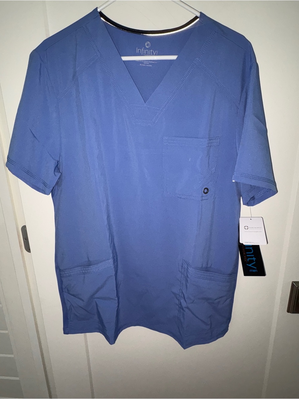 NWT Cherokee Infinity stretch v-neck scrub top men's M CK900A Ciel blue